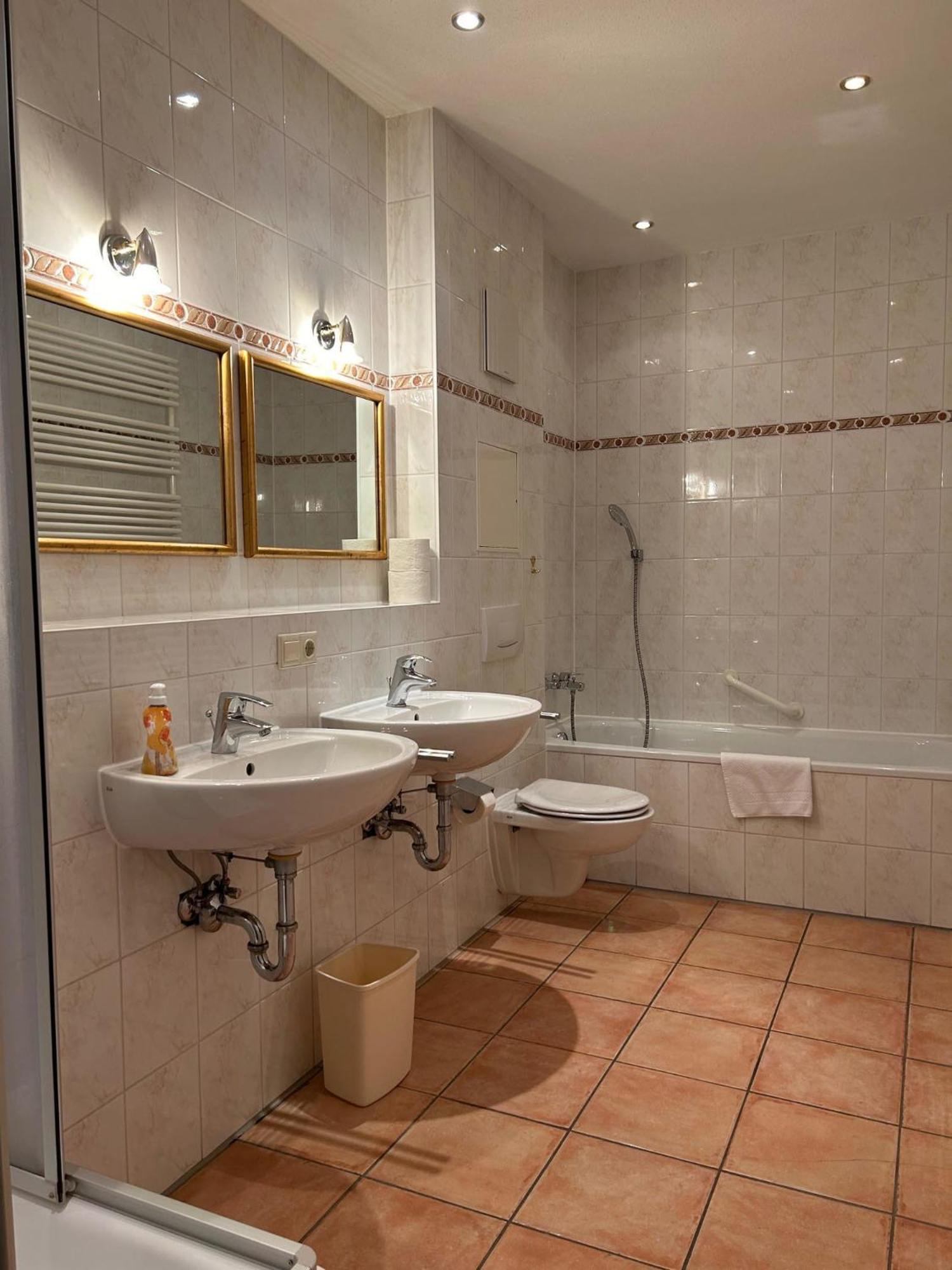 Gabi Mit Pool Und Sauna Übersee Esterno foto